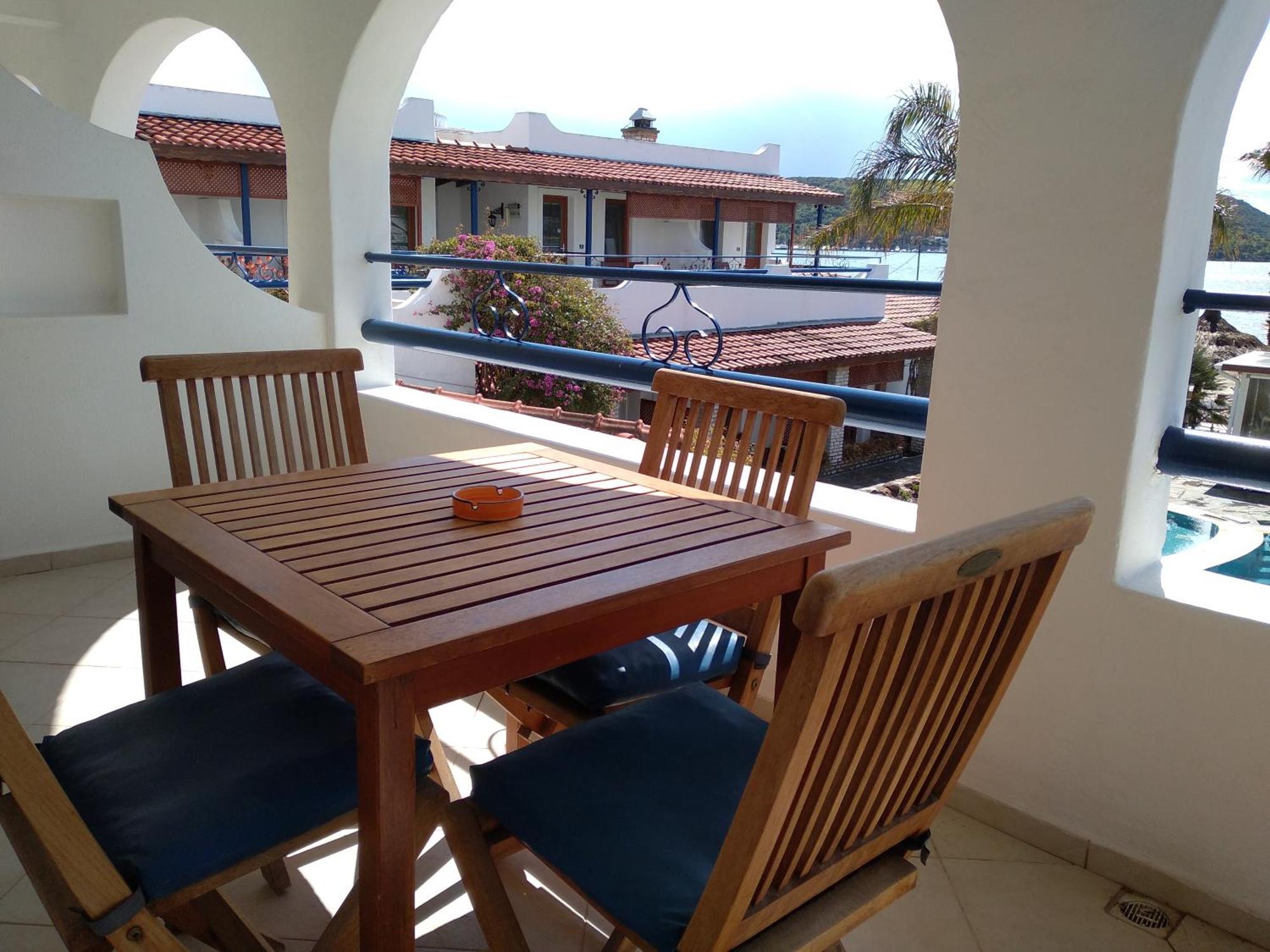 Uzhan Beach Hotel Bitez Zewnętrze zdjęcie