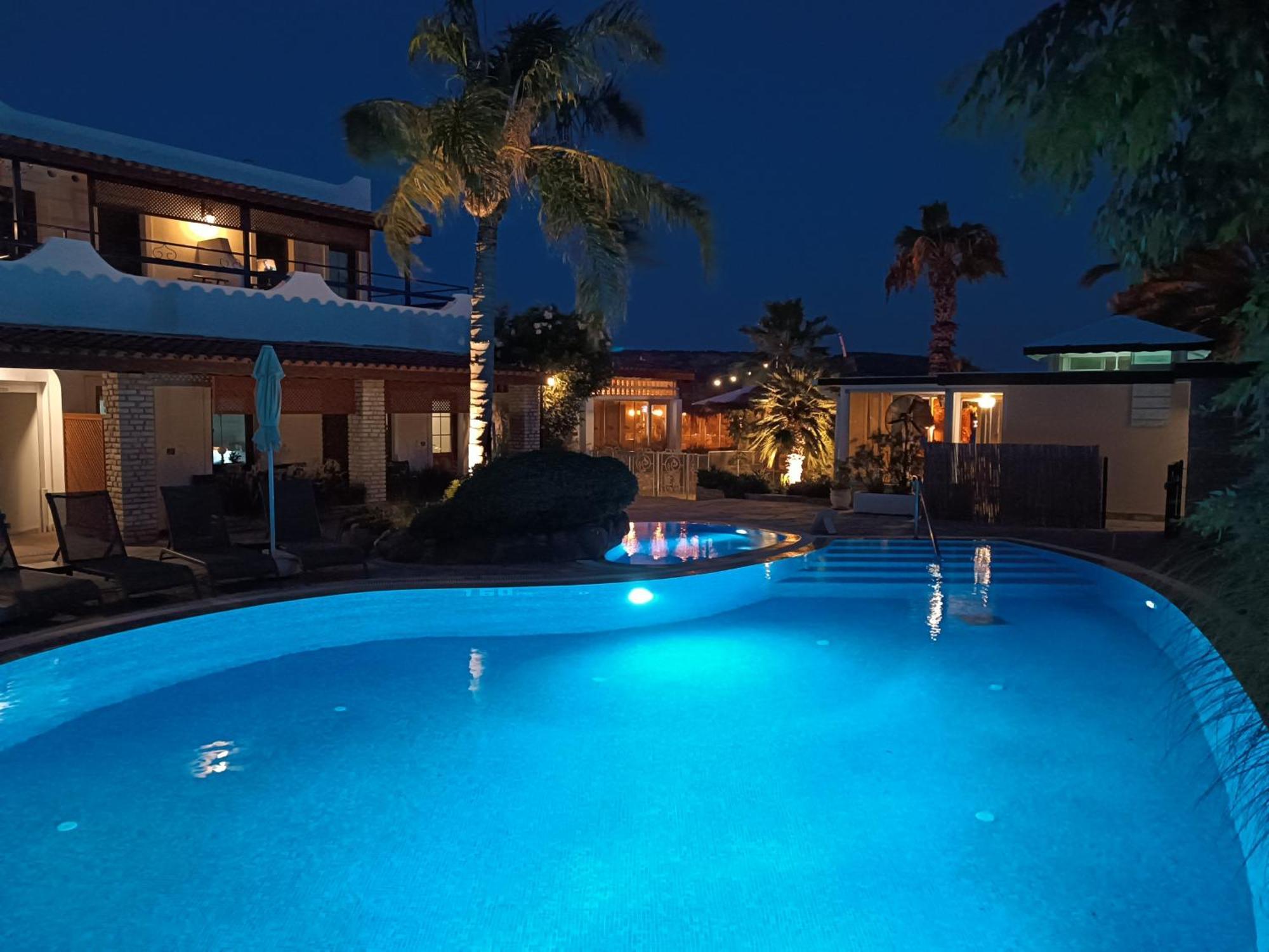 Uzhan Beach Hotel Bitez Zewnętrze zdjęcie
