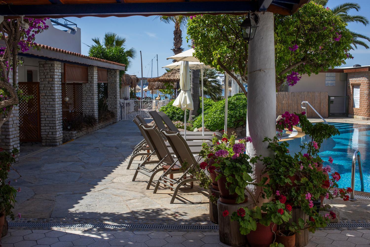 Uzhan Beach Hotel Bitez Zewnętrze zdjęcie