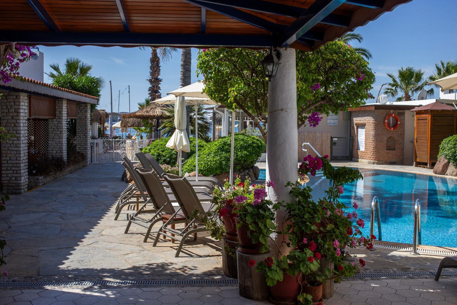 Uzhan Beach Hotel Bitez Zewnętrze zdjęcie