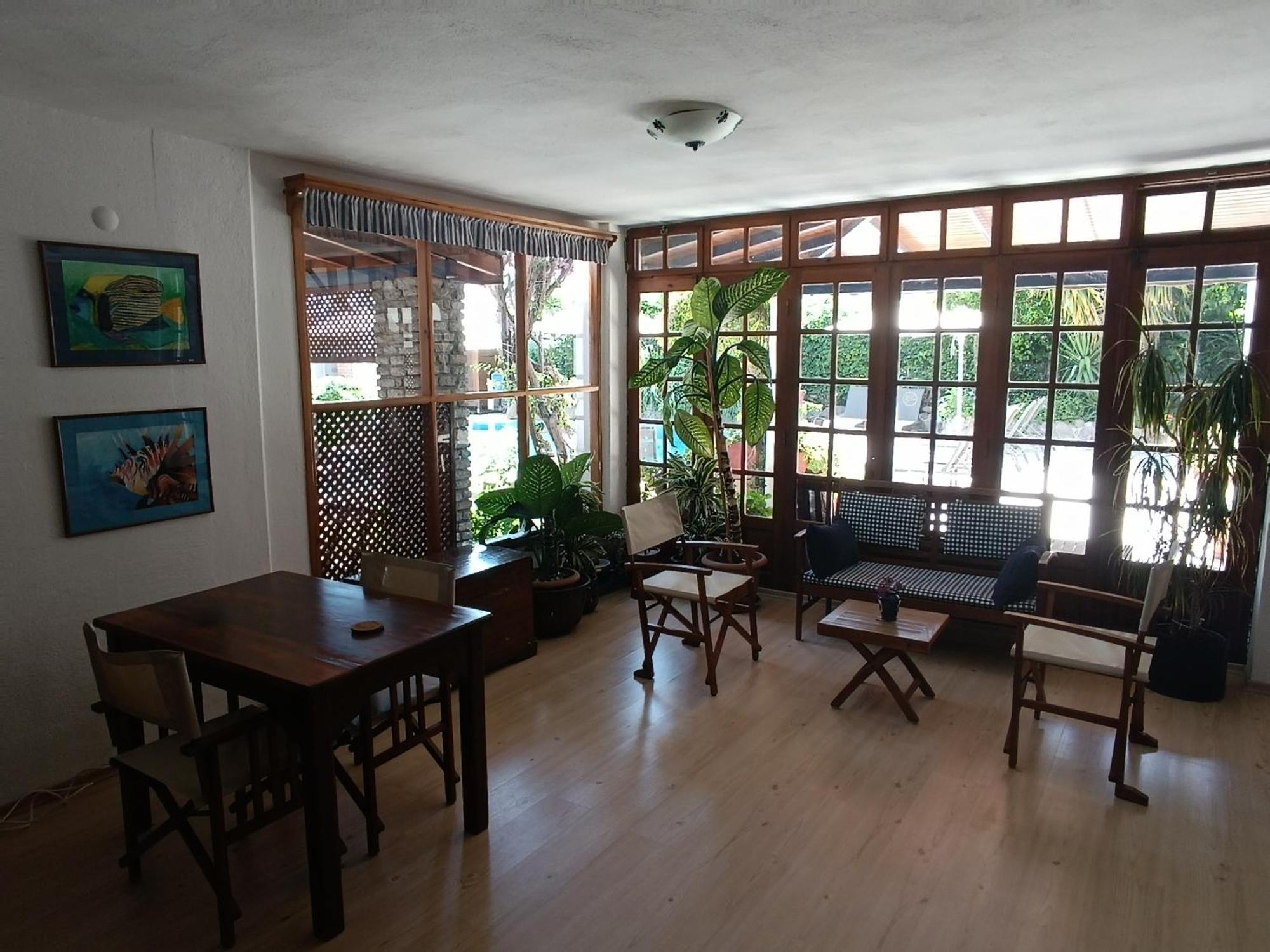 Uzhan Beach Hotel Bitez Zewnętrze zdjęcie