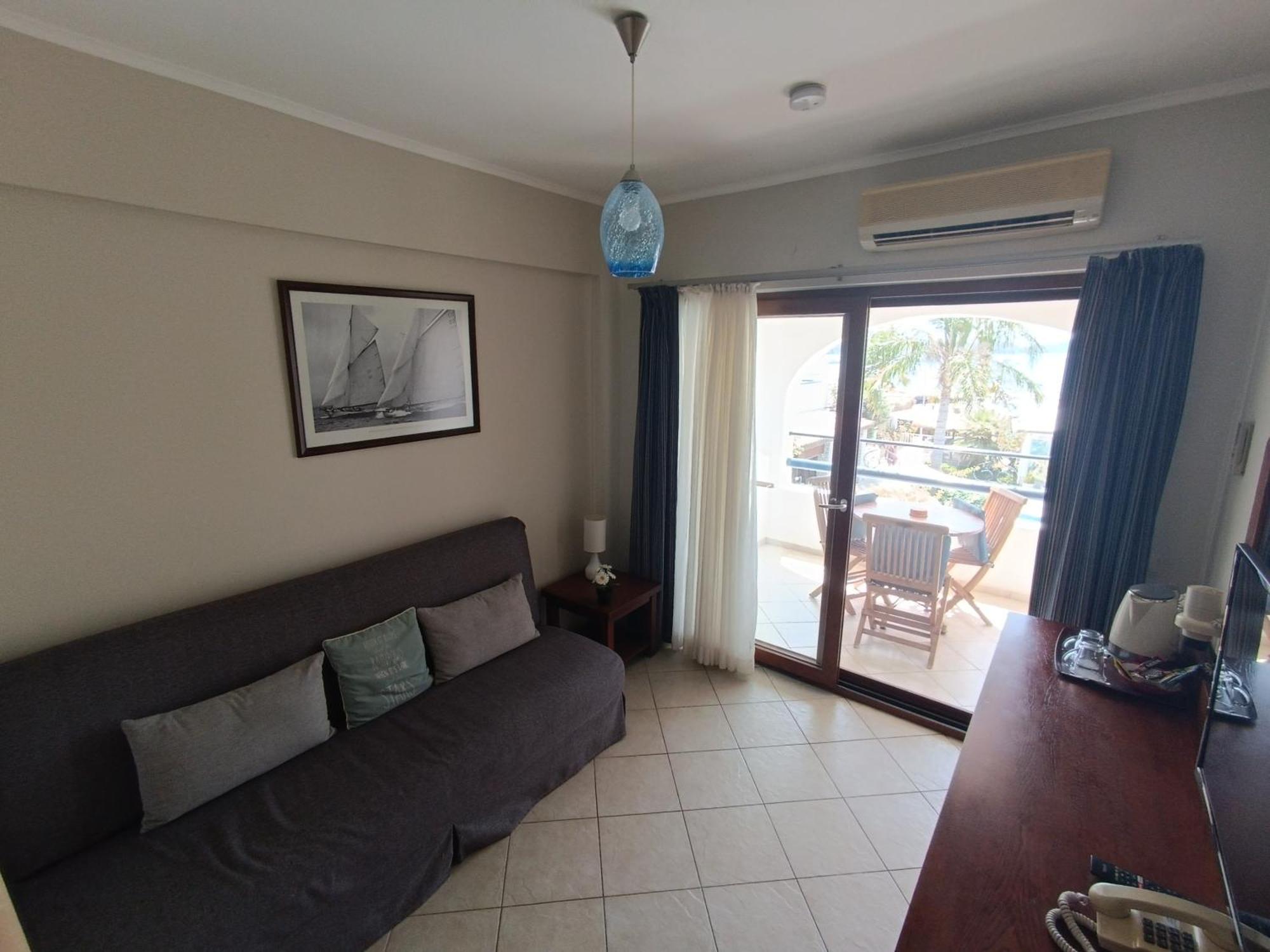 Uzhan Beach Hotel Bitez Zewnętrze zdjęcie